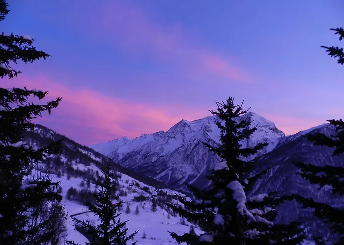 Monchaletsestriere Dağ evi *