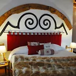 Monchaletsestriere شاليه