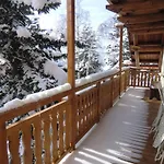 Monchaletsestriere شاليه *