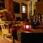 Monchaletsestriere شاليه *