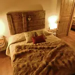 Monchaletsestriere شاليه