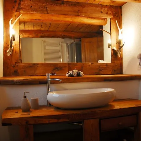 Monchaletsestriere Chalet *