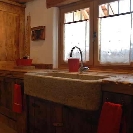Monchaletsestriere Chalet