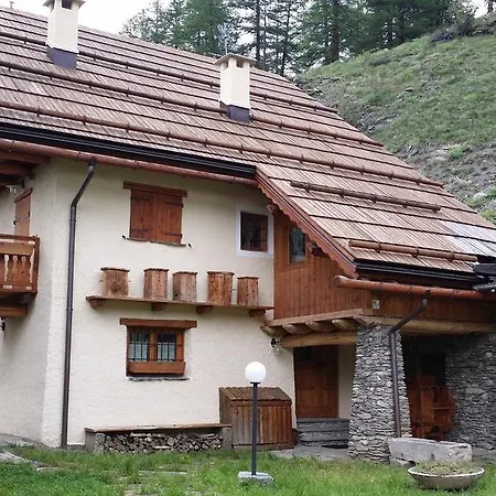 Monchaletsestriere Chalet