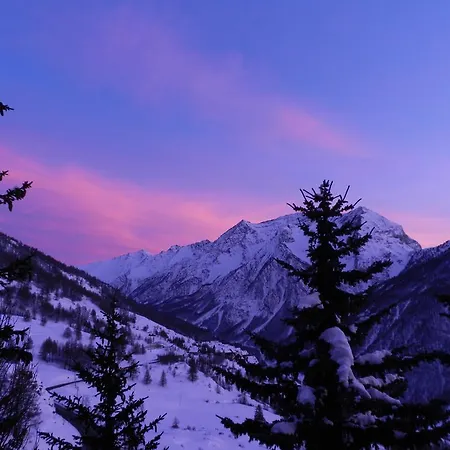 Monchaletsestriere Σαλέ *