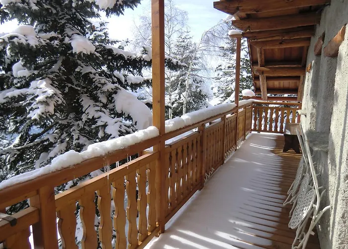 Monchaletsestriere Alpesi faház *